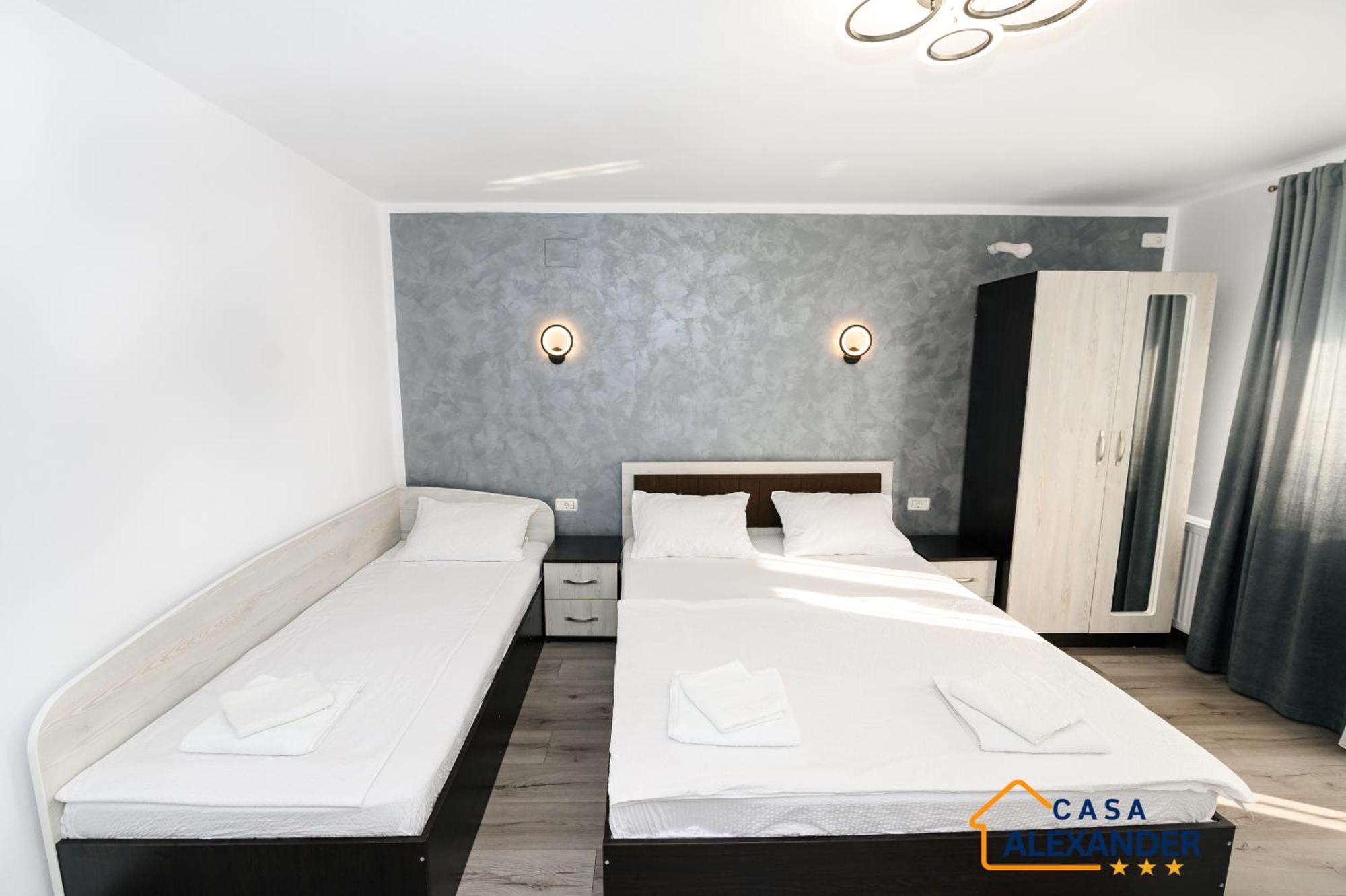 Casa Alexander Hotel Călimăneşti Exterior foto